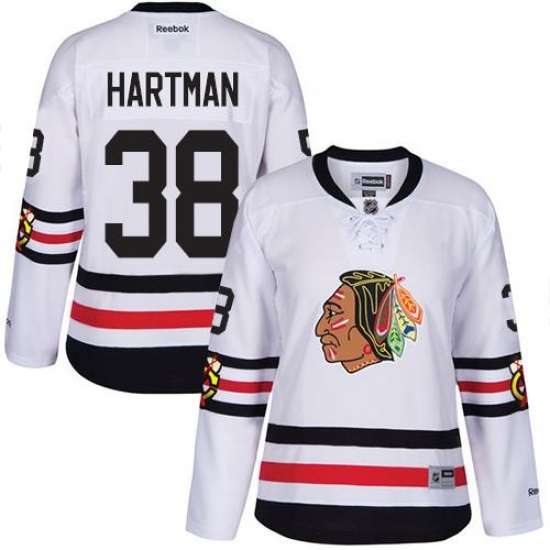 Blackhawks #38 Ryan Hartman White 2017 Winter Classic Womens Stitched NHL Jersey Blackhawks #38 Ryan Hartman White 2017 Winter Classic Womens Stitched NHL Jersey