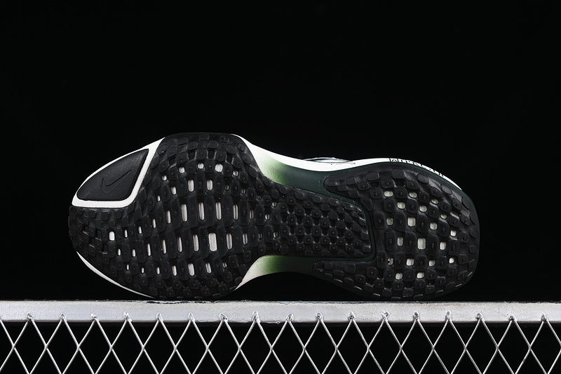 ZOOM X INVINCIBLE RUN FK 3 WHITE PRO GREEN VOLT BLACK SAIL