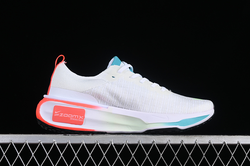 ZOOMX INVINCIBLE RUN3 YEAR OF THE DRAGON WHITE DUSTY CACTUS BRIGHT CRIMSON BLACK