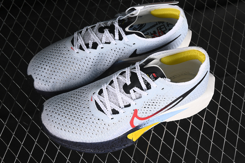 ZOOMX VAPORFLY NEXT% 3 WHITE BLUE BLACK YELLOW